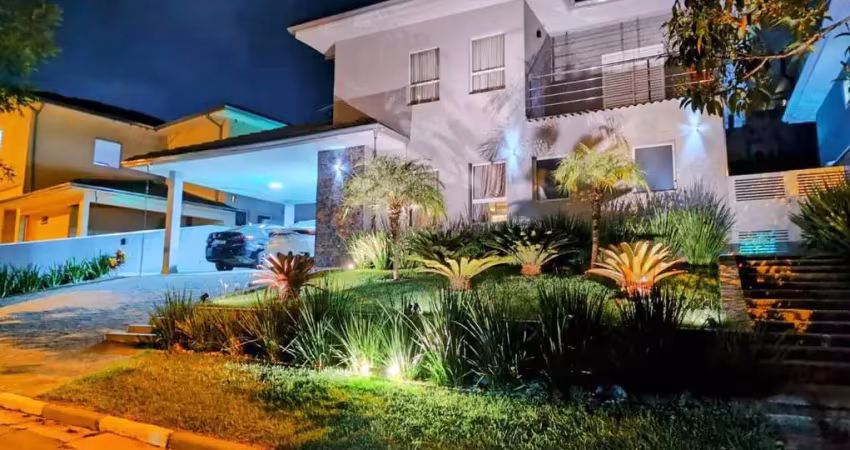 Vende belíssima casa em condomínio fechado em Cotia