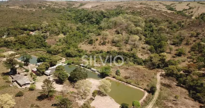 Chácara as margens da br 060 com 4 hectares e preparada para ser um pesque-pague