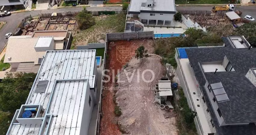 Oportunidade terreno escriturado no condomínio residencial  maxximo garden excelente localização.