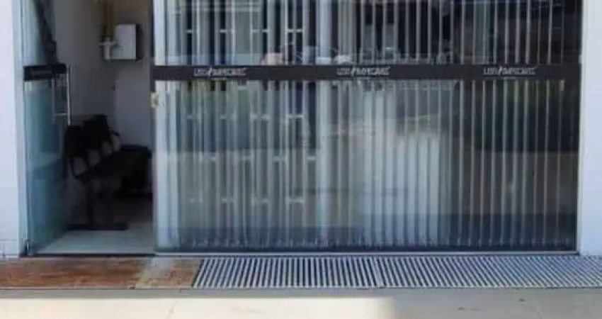 2 lojas comerciais em l (1ª loja: 45,60m² 2ª loja: 39,75m²) na quadra 7 de sobradinho