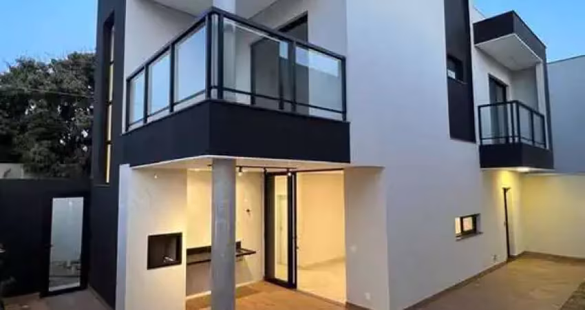 Casa nova com acabamento de alto padrão e spa aquecido privativo, em condomínio fechado e de alto padrão no guará park.