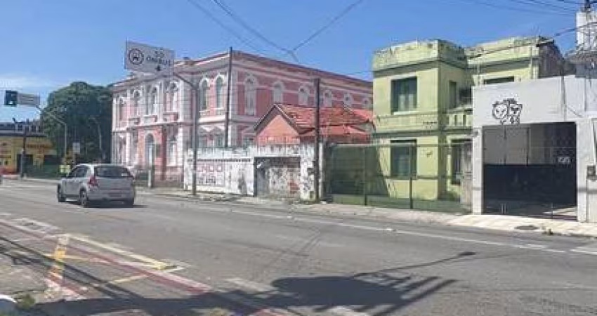 Ponto Comercial à venda no bairro Benfica - Fortaleza/CE