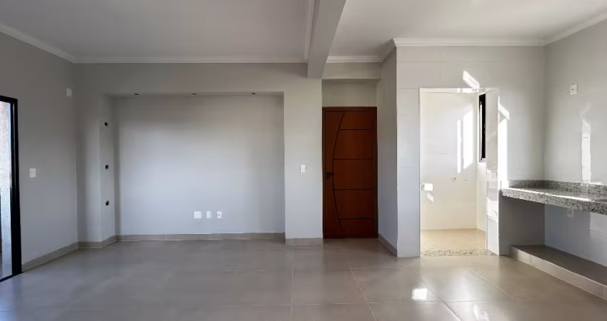 Apto Santa Mônica 3/4 Sendo 1 Suíte, Elevador, 2 Vagas de Garagem