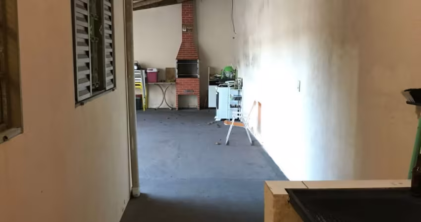 Casa Bairro Morumbi 3/4 Sendo 1 Suíte Varanda com Churrasqueira