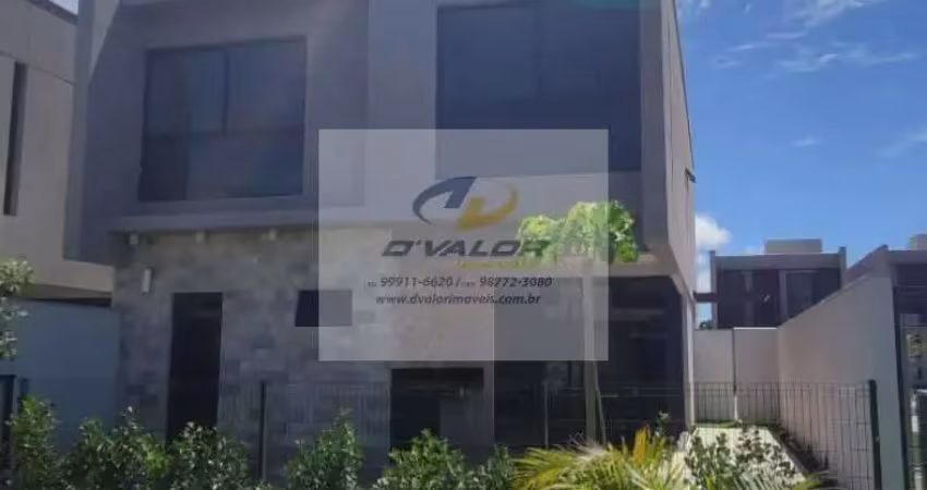 Vendo Casa Nova, em Condomínio Fechado, com 205m², 4 suítes, terraço gourmet e 3 vagas