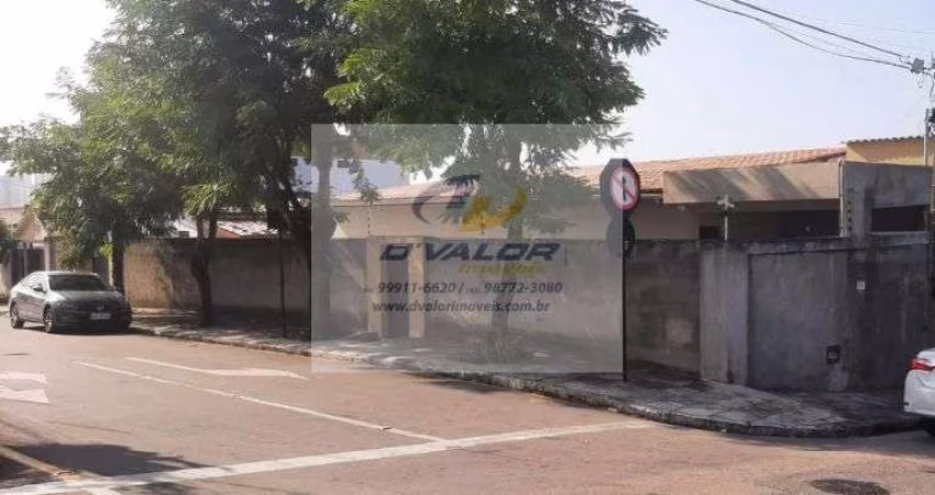 Vendo Casa com 150m², 3 quartos s/ 1 suíte, sala p/ 2 ambientes e 2 vagas de garagem
