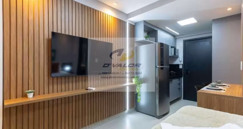 Vendo flat, mobiliado, com sacada, 21 m² e vaga de garagem rotativa