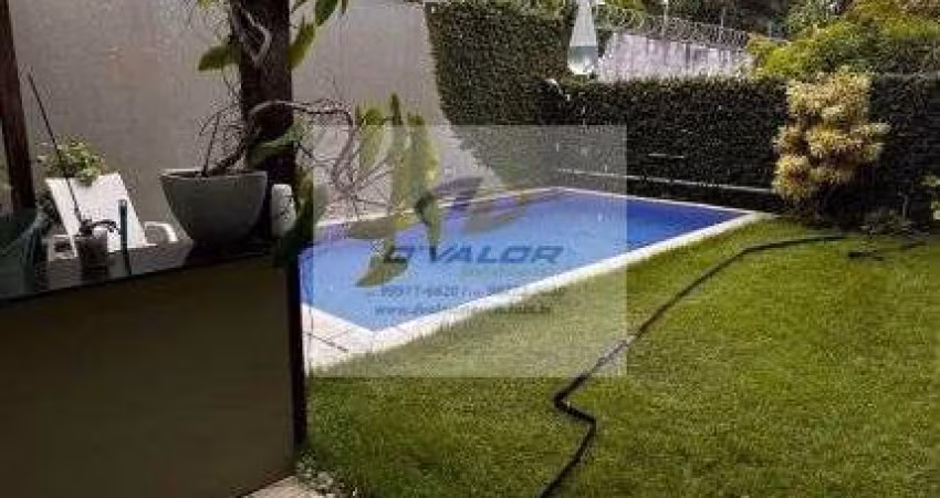 Vendo casa no Bosque das Orquídeas, com 377m² de área construída, 4 suítes, escritório, DCE, 4 vagas
