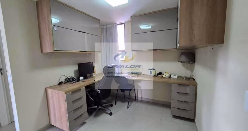 Vendo apartamento de alto padrão, de 209m², super varanda, 3 suítes, sendo uma master, escritório, 3 vagas