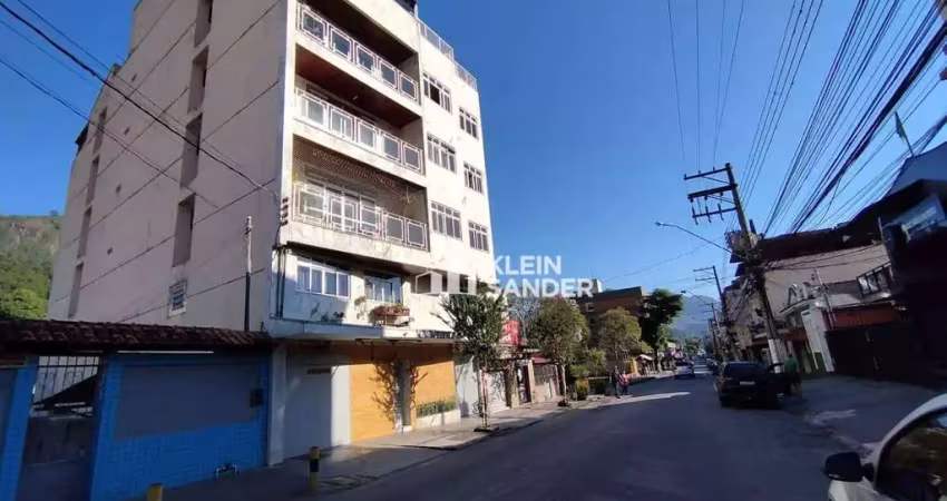 Apartamento com 2 dormitórios à venda, 70 m² por R$ 299.000,00 - Olaria - Nova Friburgo/RJ