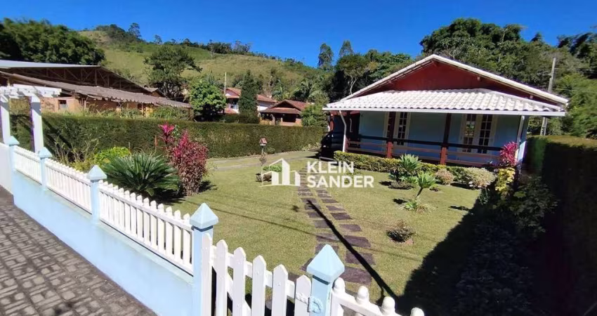 Casa com 2 dormitórios à venda, 100 m² por R$ 819.000,00 - São Pedro da Serra - Nova Friburgo/RJ