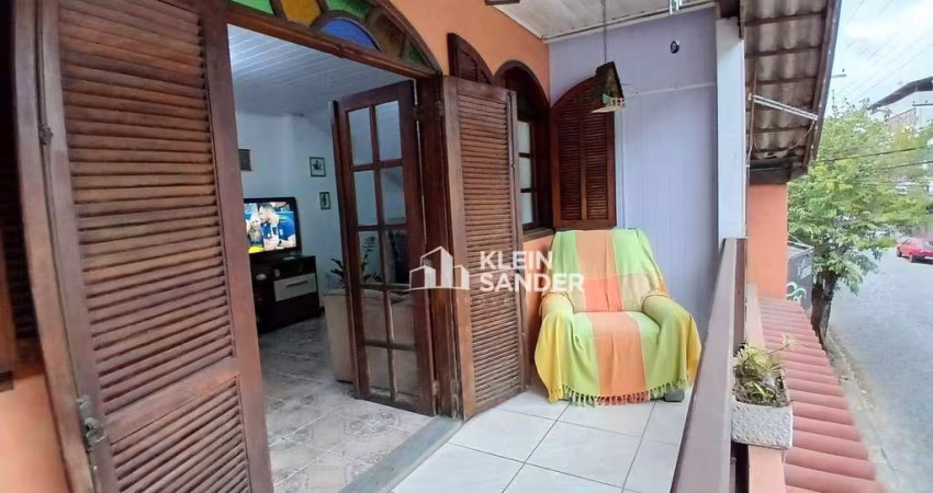 Casa à venda, 194 m² por R$ 590.000,00 - Vila Nova - Nova Friburgo/RJ