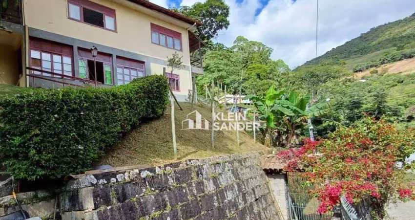 Casa à venda, 197 m² por R$ 750.000,00 - Cascatinha - Nova Friburgo/RJ