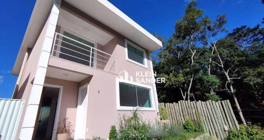 Casa com 3 dormitórios à venda, 121 m² por R$ 850.000,00 - Cascatinha - Nova Friburgo/RJ