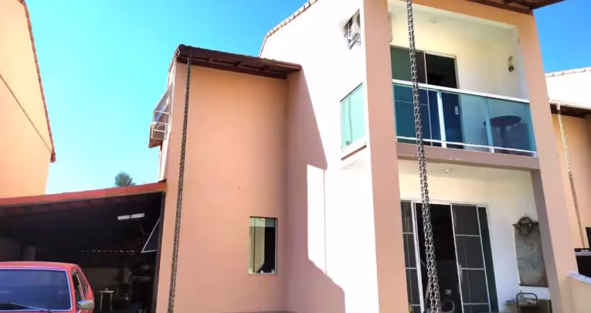Casa com 3 dormitórios à venda, 115 m² por r$ 580.000,00 - praça da furunfa - nova friburgo/rj