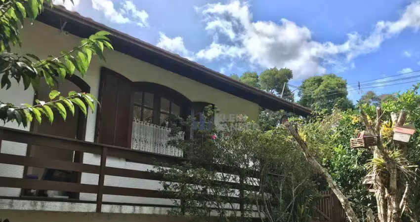 Casa com 3 dormitórios à venda, 184 m² por r$ 740.000,00 - ponte da saudade - nova friburgo/rj