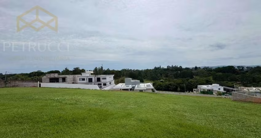 Terreno à venda, 1006 m² por R$ 980.000,00 - Condomínio Residencial Villa Lombarda - Valinhos/SP