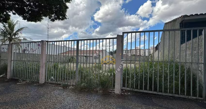 Terreno comercial à venda na Avenida Adão Focesi, 1, Jardim do Lago, Campinas