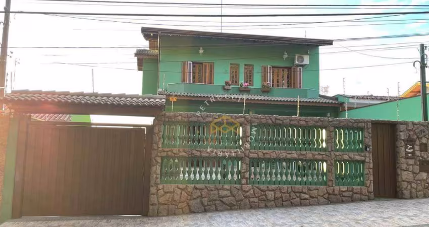 Casa com 3 dormitórios à venda, 366 m² por R$ 1.400.000,00 - Jardim Aurélia - Campinas/SP