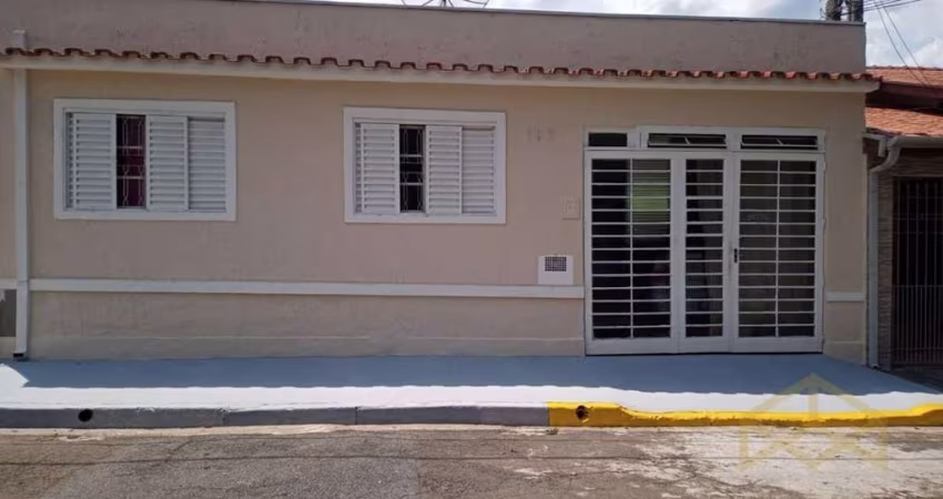 Casa com 3 dormitórios para alugar, 131 m² por R$ 3.506,00 - Vila Estanislau - Campinas/SP