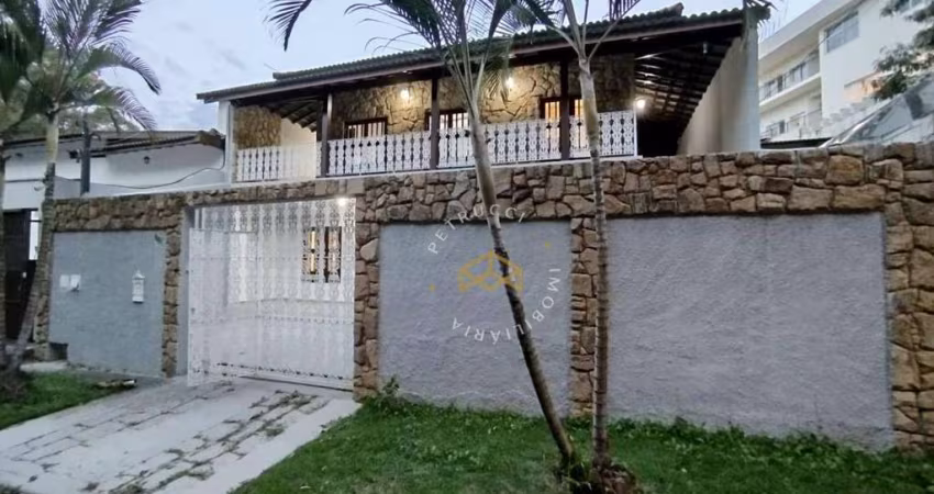 Casa com 3 dormitórios, 315 m² - venda por R$ 1.170.213,00 ou aluguel por R$ 5.447,00/mês - Centro - Vinhedo/SP