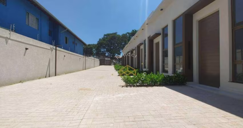 Sobrdo à venda em condomínio no Parque Santa Candida em Campinas