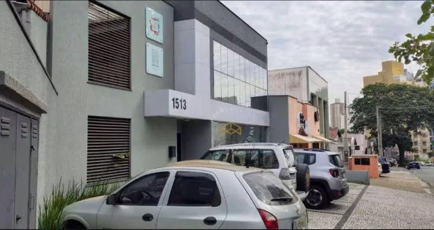 Sala comercial com 5 salas para alugar na Rua Maria Monteiro, 1513, Cambuí, Campinas