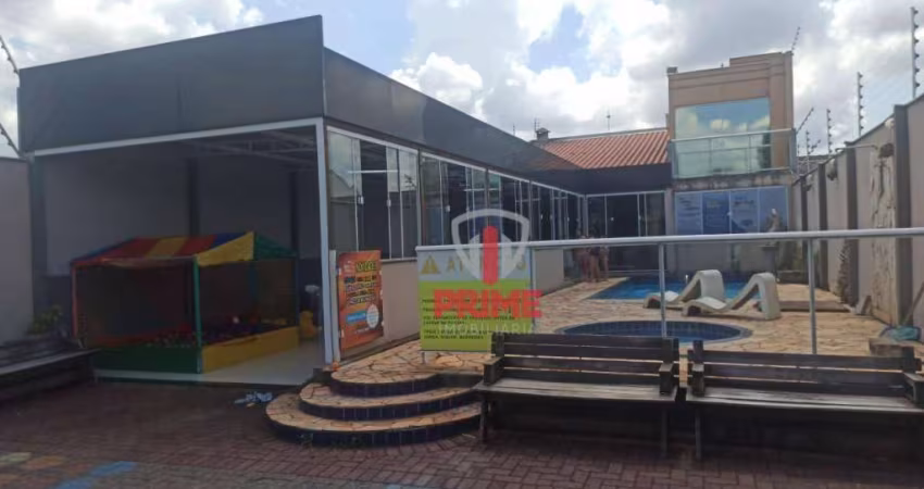 Espaço para festas à venda no Jardim Vale do Cedro em Londrina.