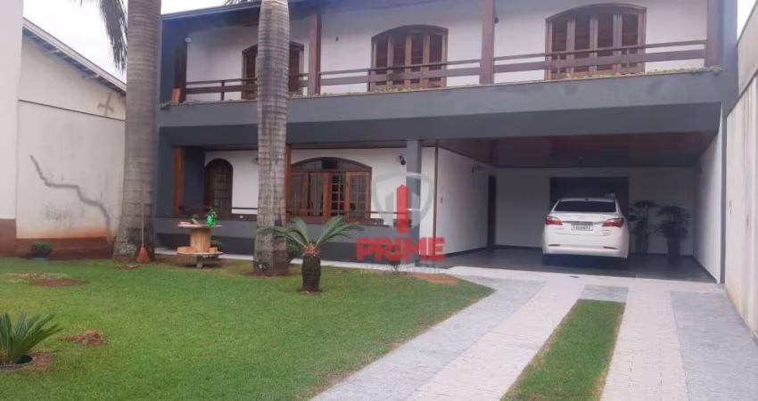 Casa à venda no Jardim Coliseu em Londrina. Sobrado com 3 quartos, sendo 1 suíte.