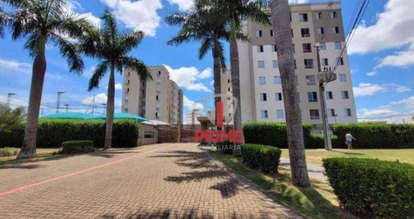 Apartamento à venda no Edifício Portal das Torres no Santiago II em Londrina.