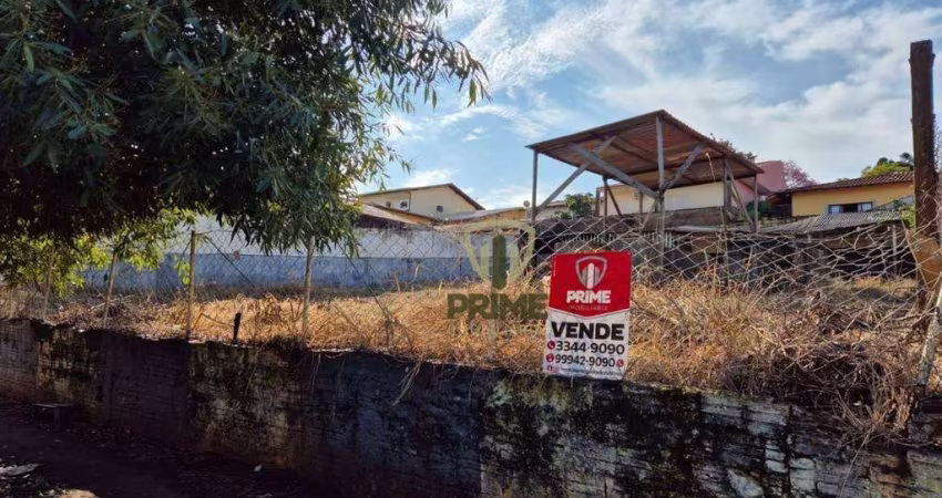 Terreno à venda e locação no Hedy em Londrina. Excelente localização em rua comercial no final da Rua Quatá.