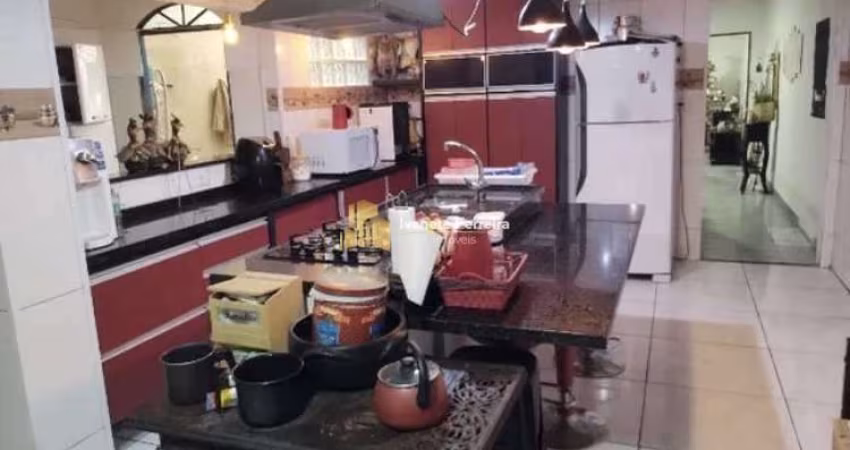 Sobrado com 3 dorms, Jardim Ismênia, São José dos Campos - R$ 371 mil, Cod: 69861272