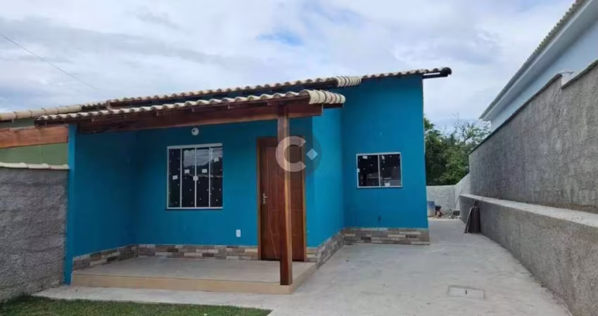Casa para Venda em Maricá, Ponta Grossa, 2 dormitórios, 1 suíte, 2 banheiros, 1 vaga
