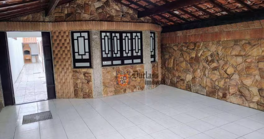 Casa com 2 dormitórios à venda por R$ 530.000 - Tupi - Praia Grande/SP