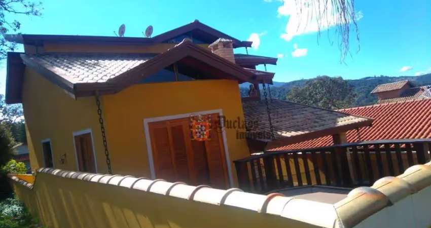 Lindo sobrado em joanópolis  - condomínio na beira da represa