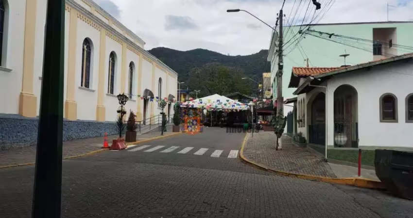 Casa com 2 dormitórios à venda, 100 m² por r$ 900.000,00 - centro - extrema/mg