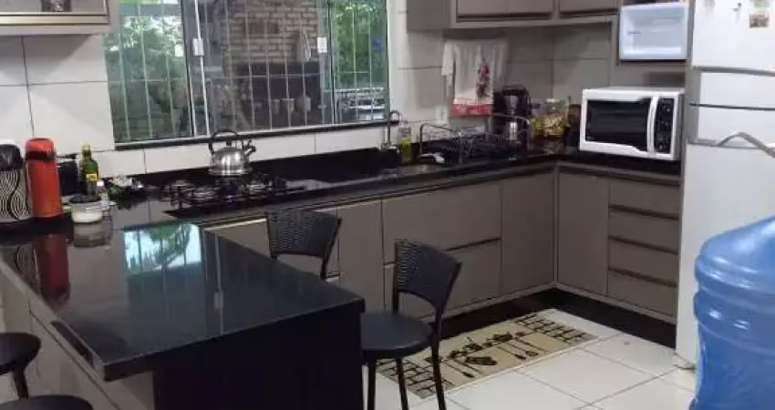Vendo excelente casa de alvenaria na praia do meio palhoça sc