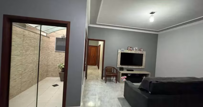 Casa com 3 quartos à venda na Rua Vicente Lázaro Filho, 10, Wanel Ville, Sorocaba