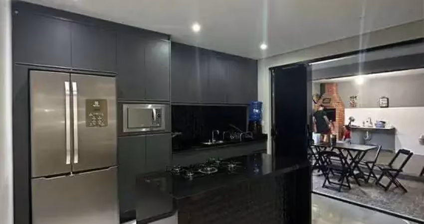 Casa com edícula nos fundos à venda no bairro jardim santa barbara