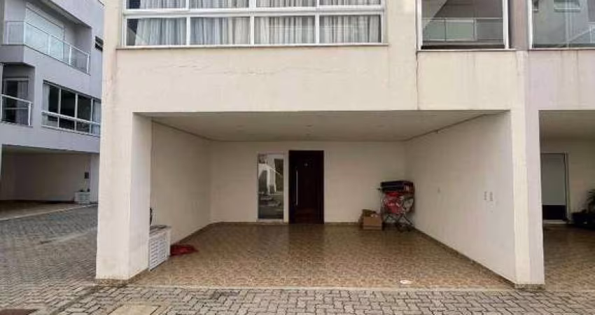 Casa com jacuzzi no quintal à venda no Condomínio Firenze no Bairro Vila progresso, em Sorocaba/SP.