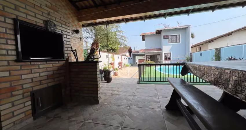 Casa com 3 quartos à venda no Boa Vista, Joinville 