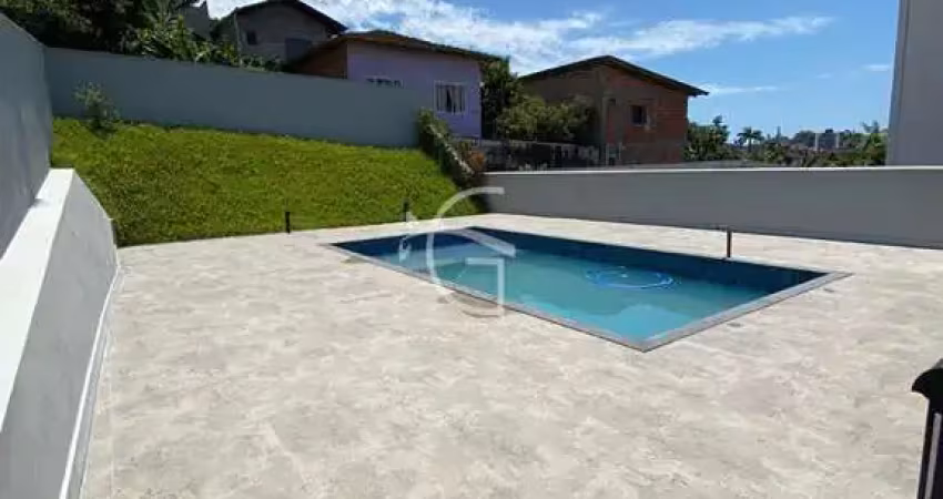 Casa com 3 quartos à venda no Saguaçu, Joinville 