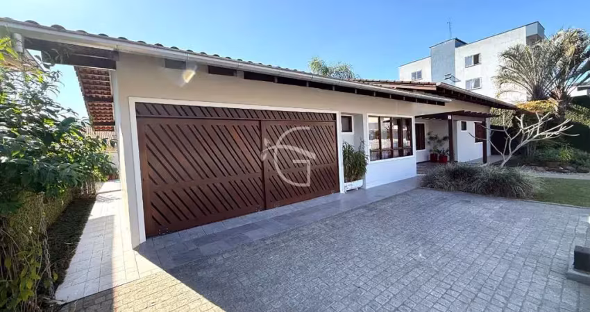 Casa à venda no saguaçu em joinville, por 1.550.000,00