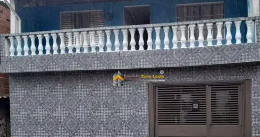 Sobrado com Edícola para venda