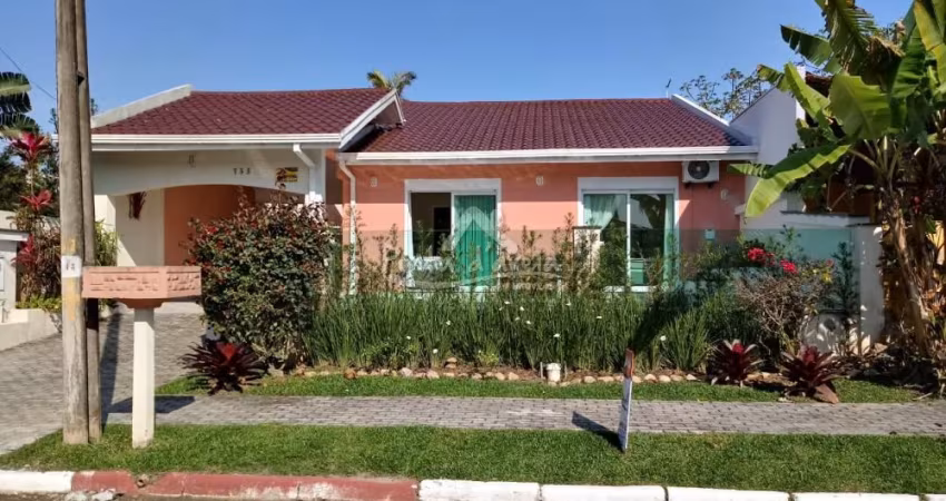 EXCELENTE CASA - ATAMI NORTE