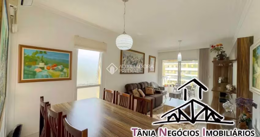 Apartamento exclusivo com vista para a ilha do campeche e acesso privativo