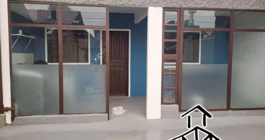 Locação anual apartamento térreo com 2 dormitórios campeche