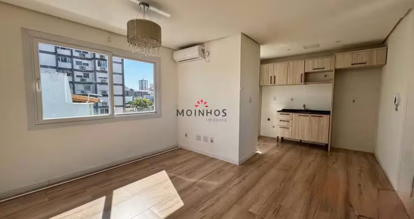 Aluga apartamento de 2 quartos sendo 1 suíte no bairro centro em canoas
