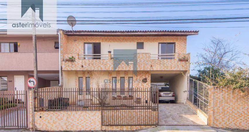 Casa com 4 à venda no Centro de Campo Largo/PR