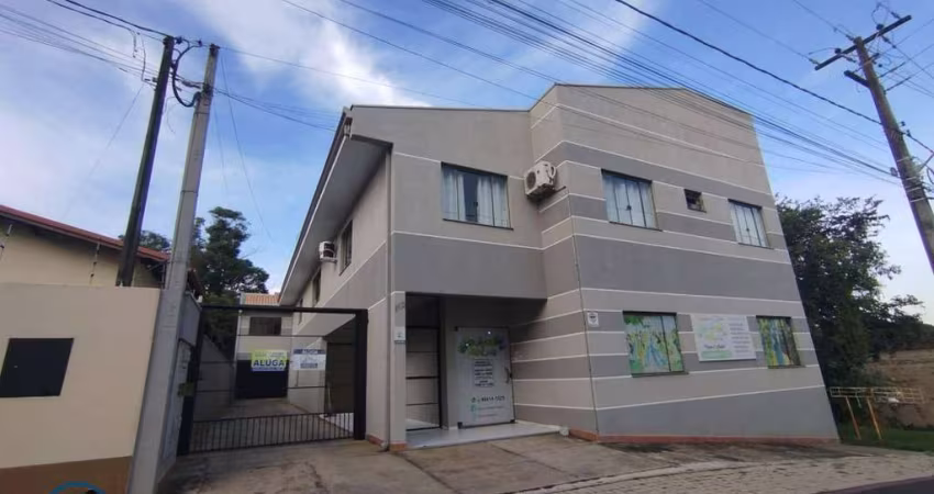 Apartamento com 3 dormitórios para alugar, 80 m² por R$ 2.100,00/mês - Canisianas - Irati/PR